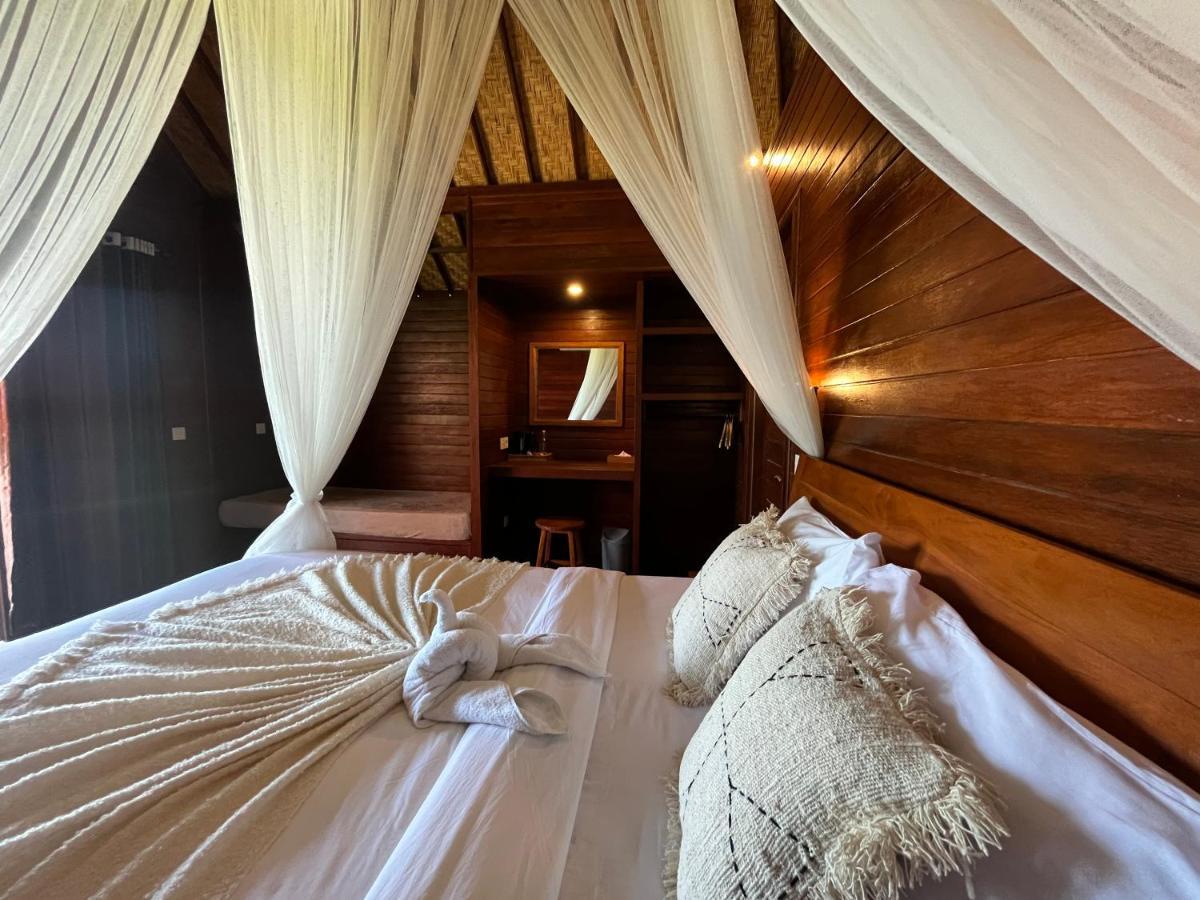Sunset Hill Lembongan Hotel ภายนอก รูปภาพ
