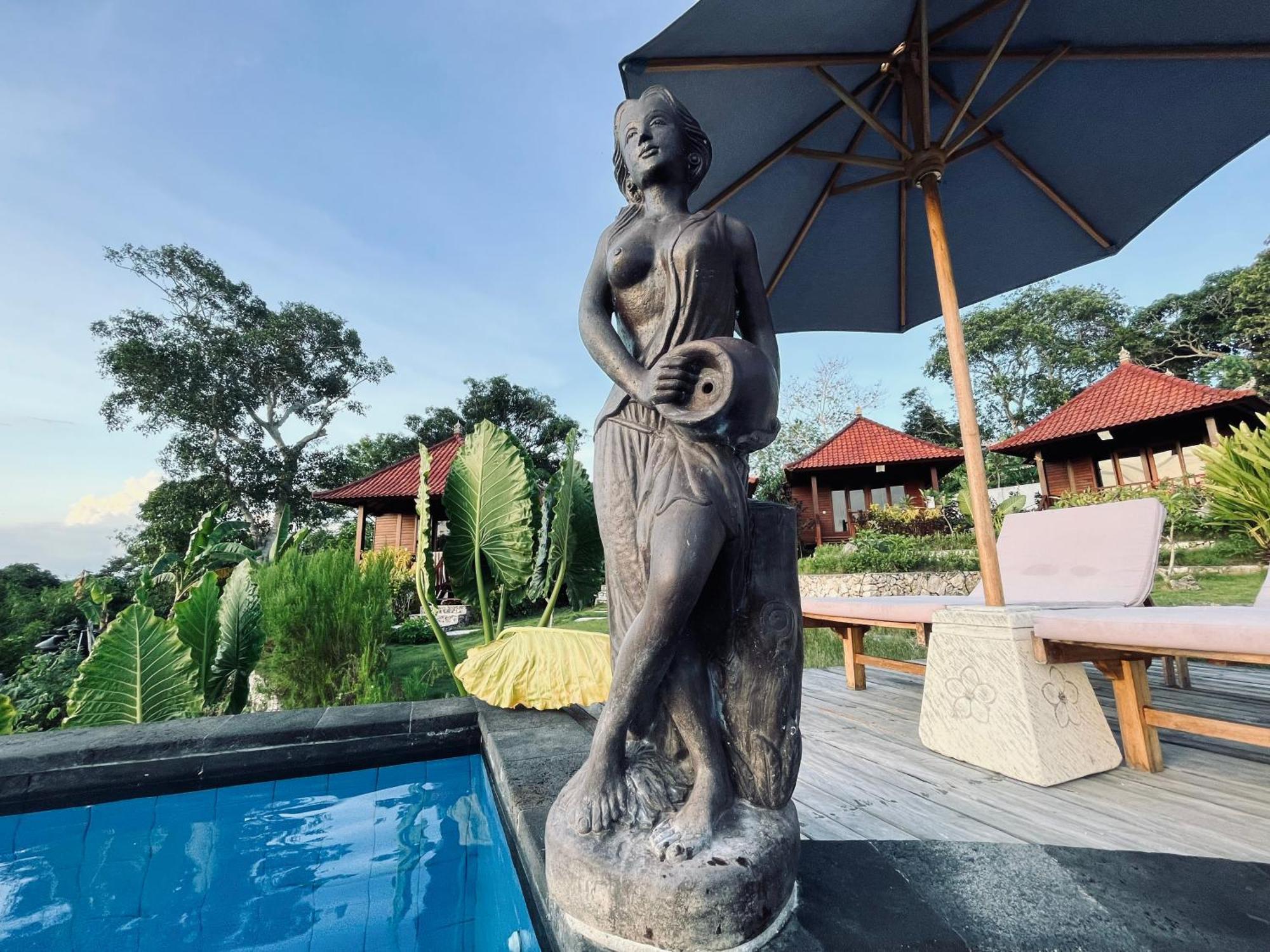 Sunset Hill Lembongan Hotel ภายนอก รูปภาพ