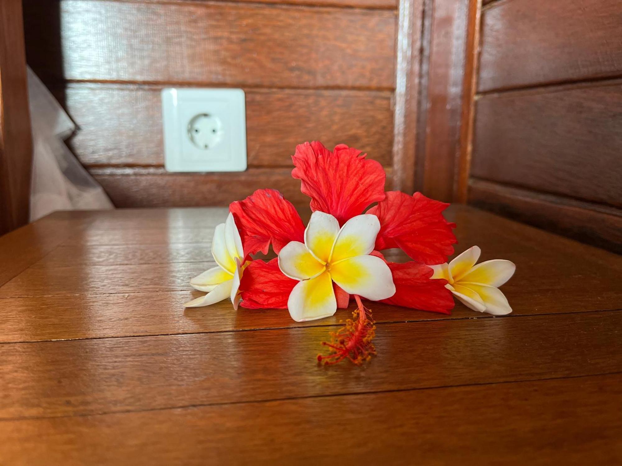 Sunset Hill Lembongan Hotel ภายนอก รูปภาพ