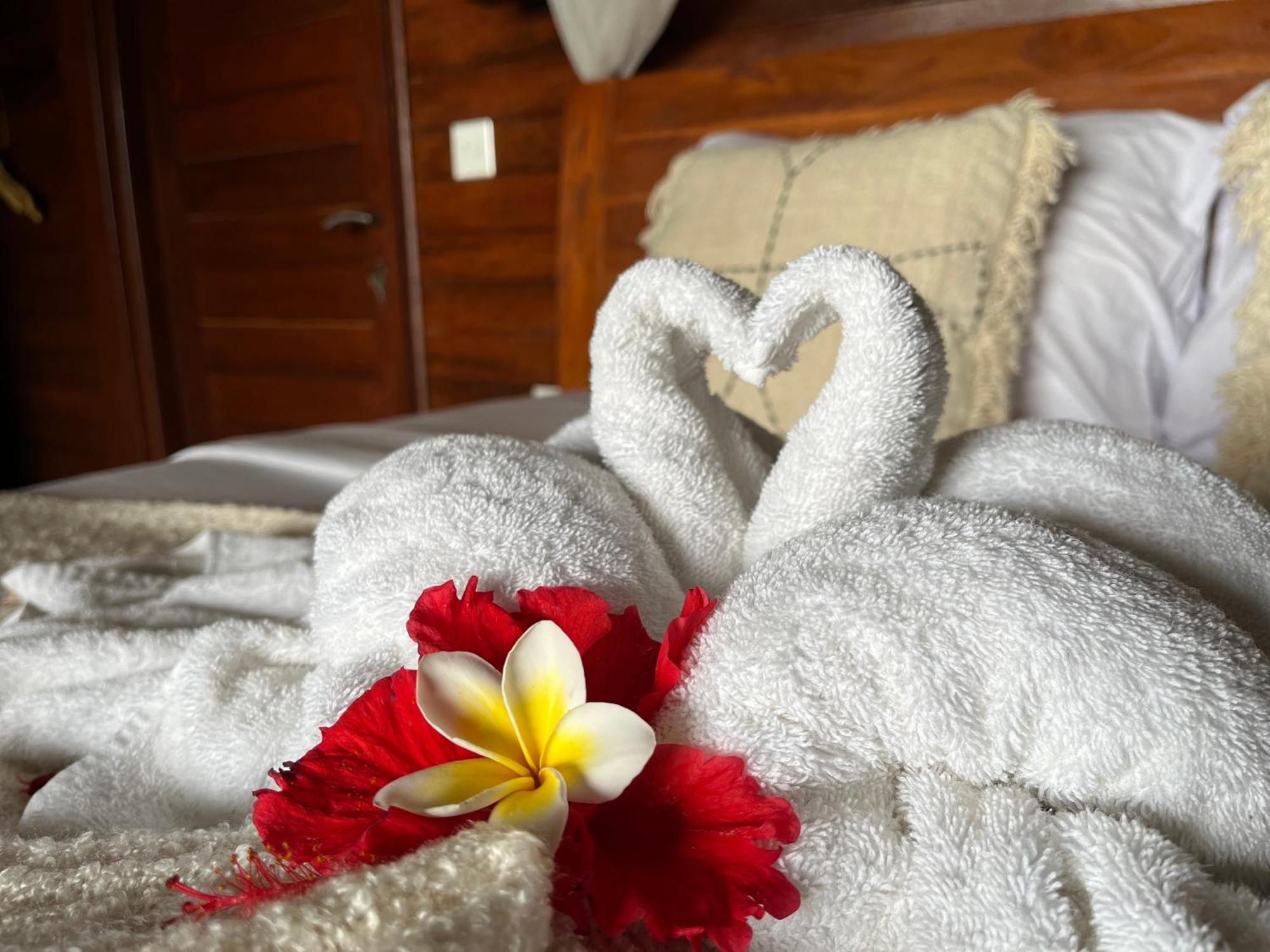 Sunset Hill Lembongan Hotel ภายนอก รูปภาพ