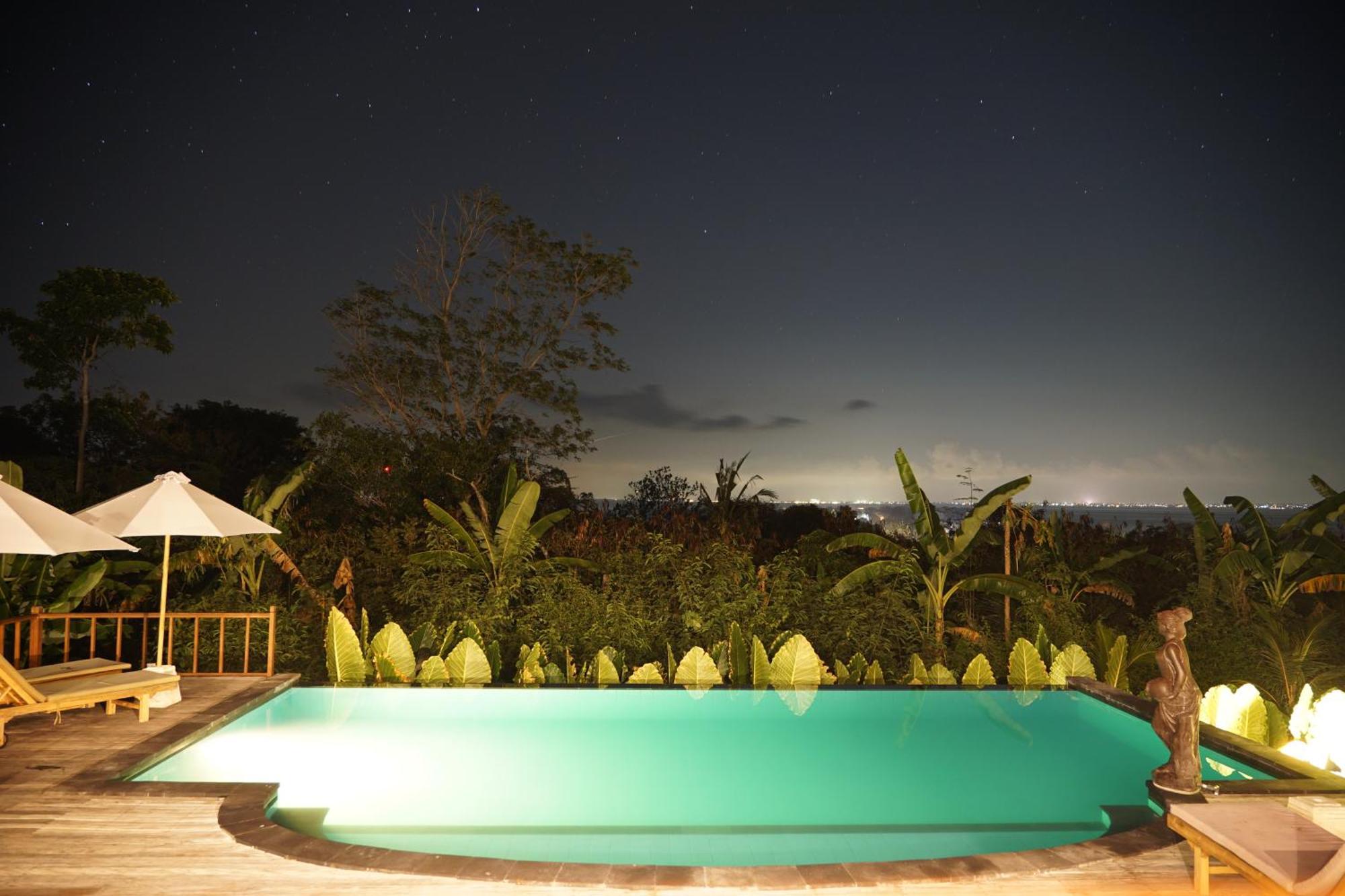 Sunset Hill Lembongan Hotel ภายนอก รูปภาพ